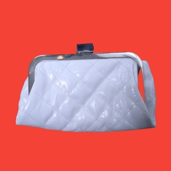 White Quilted Patent Leather Kiss-Lock Crossbody - Picture 7 of 7